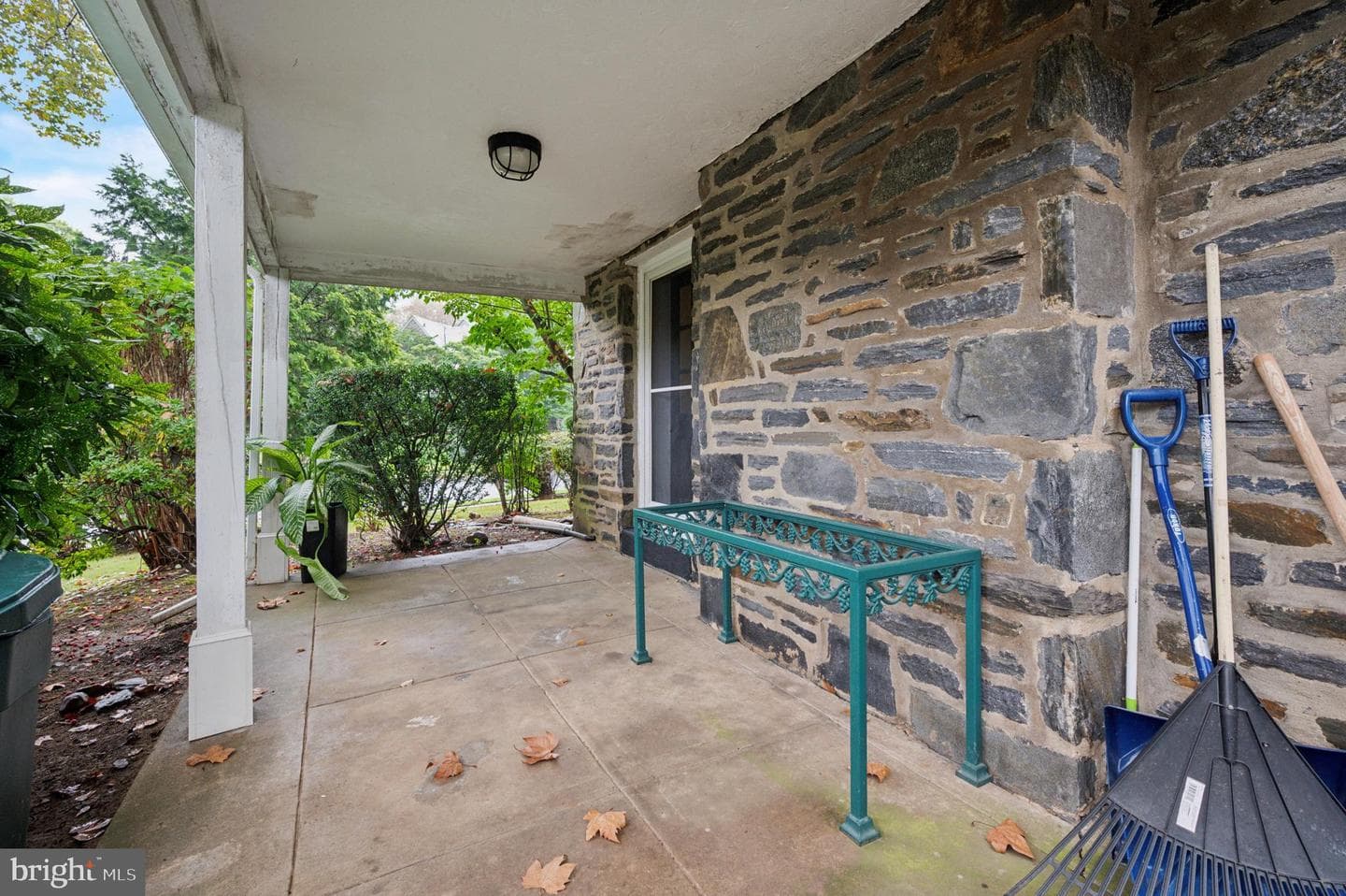 524 Lafayette Road photo 22