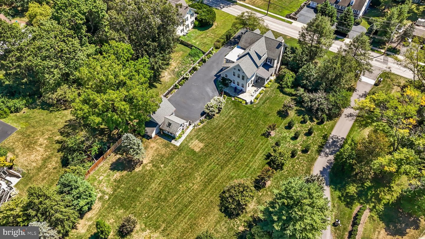 411 E Mill Road photo 55