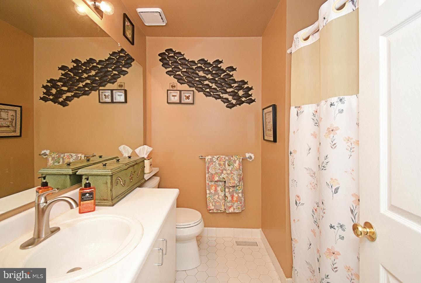 708 Ascot Court photo 38