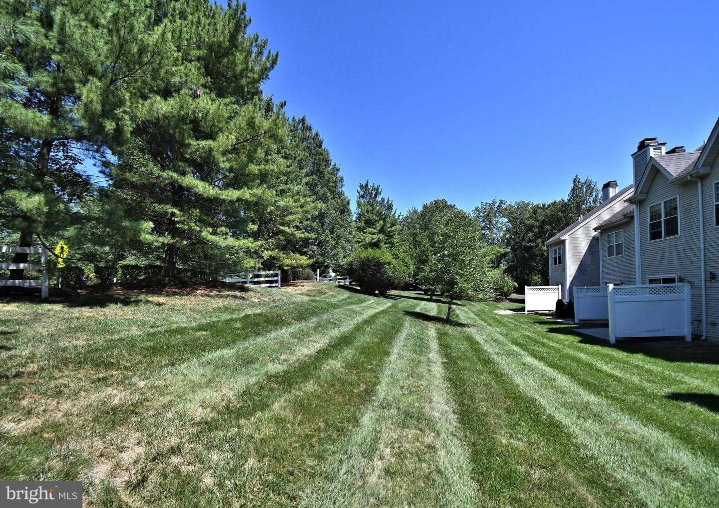 708 Ascot Court photo 44