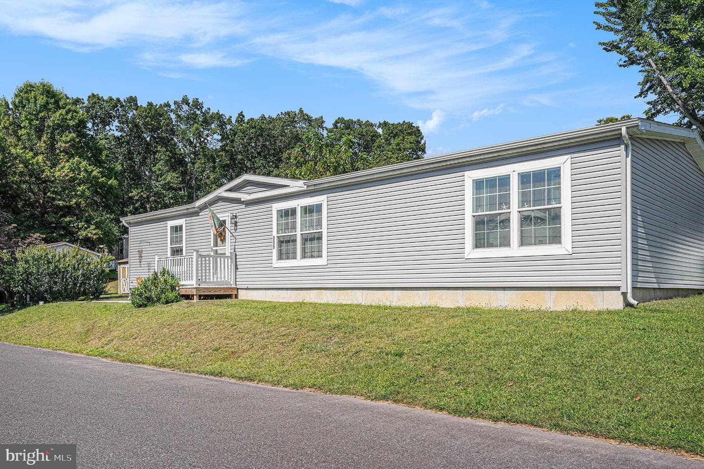906 Lakeview Drive photo 37