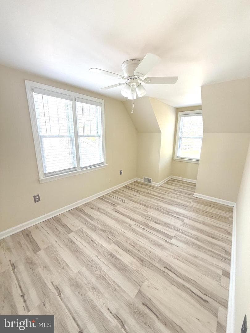 229 Edge Hill Road photo 16