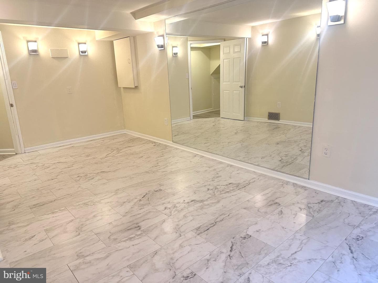 229 Edge Hill Road photo 17