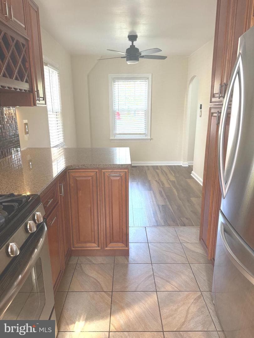 229 Edge Hill Road photo 4