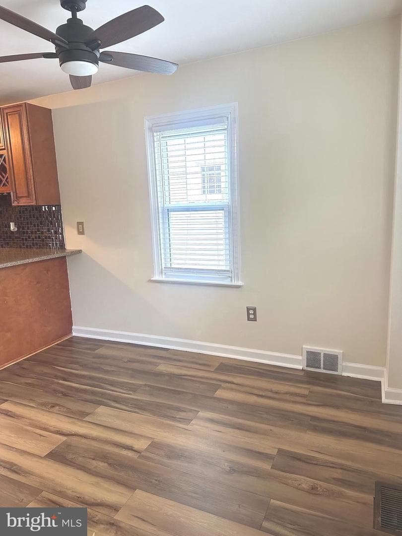 229 Edge Hill Road photo 5