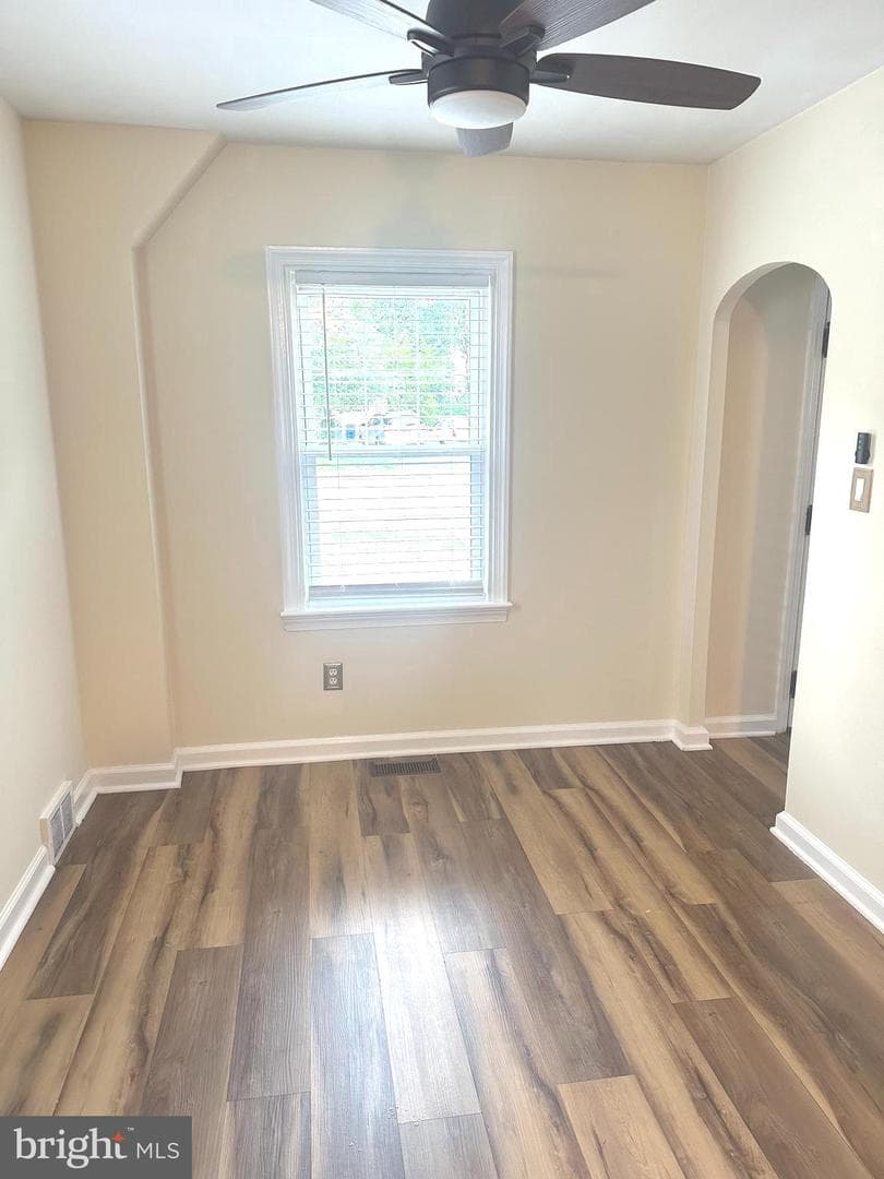 229 Edge Hill Road photo 6