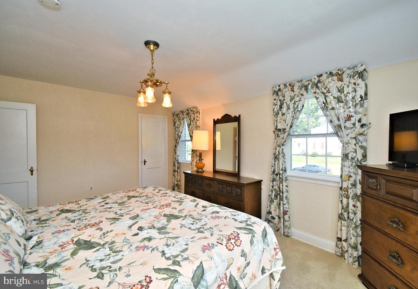 101 Orlando Avenue photo 20