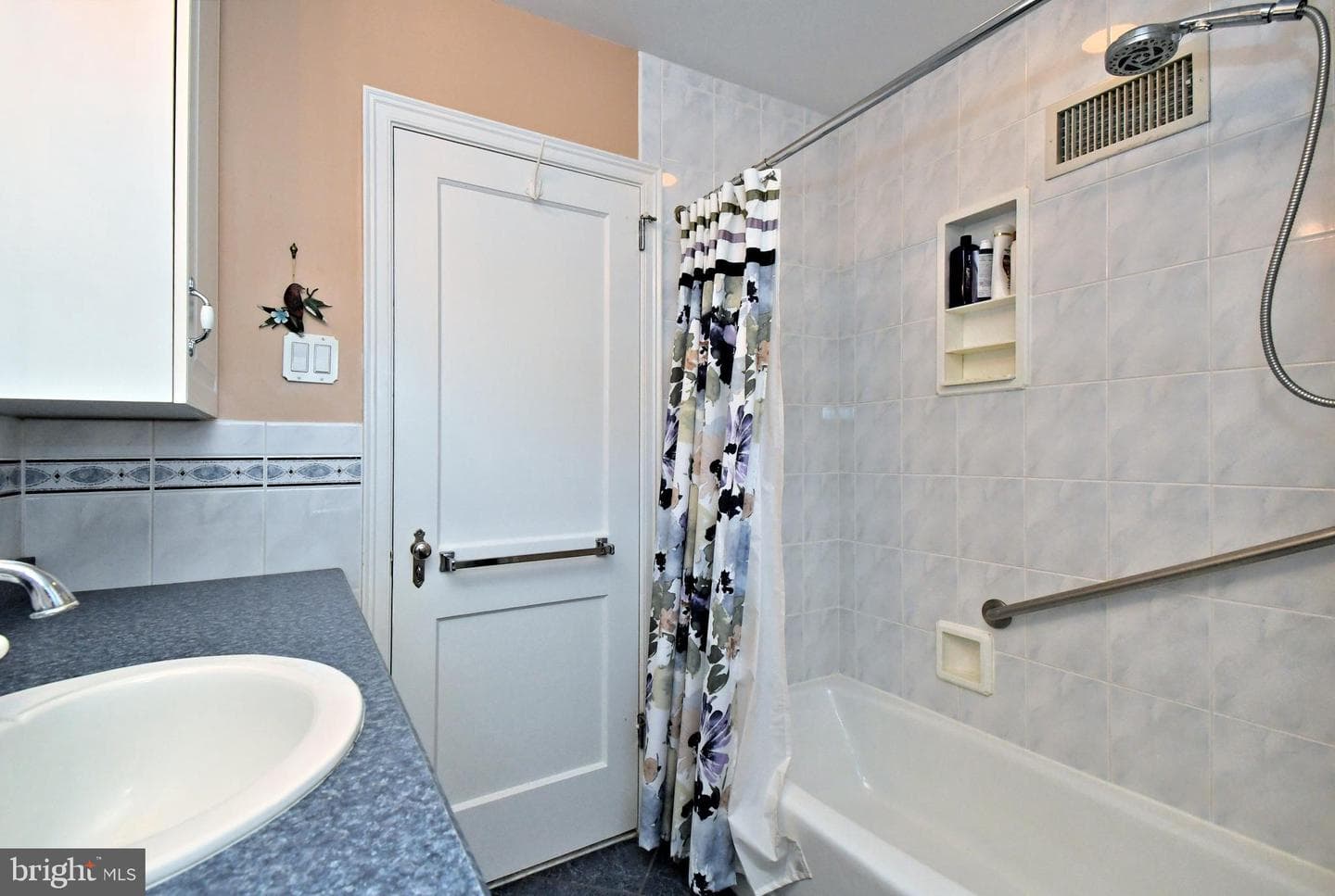 101 Orlando Avenue photo 26