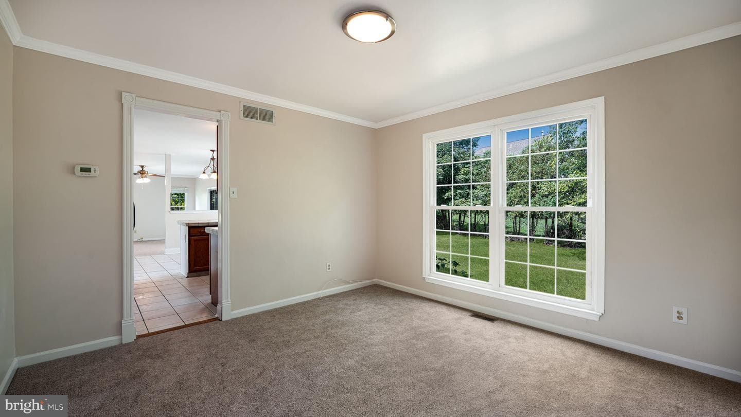 201 Drake Lane photo 13