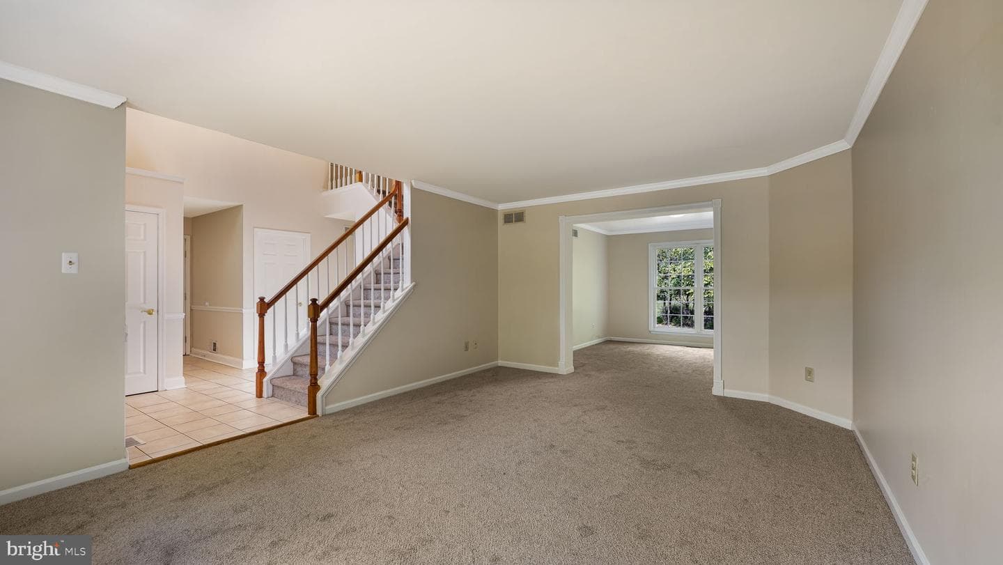 201 Drake Lane photo 14