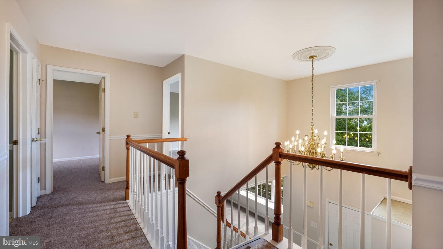 201 Drake Lane photo 16