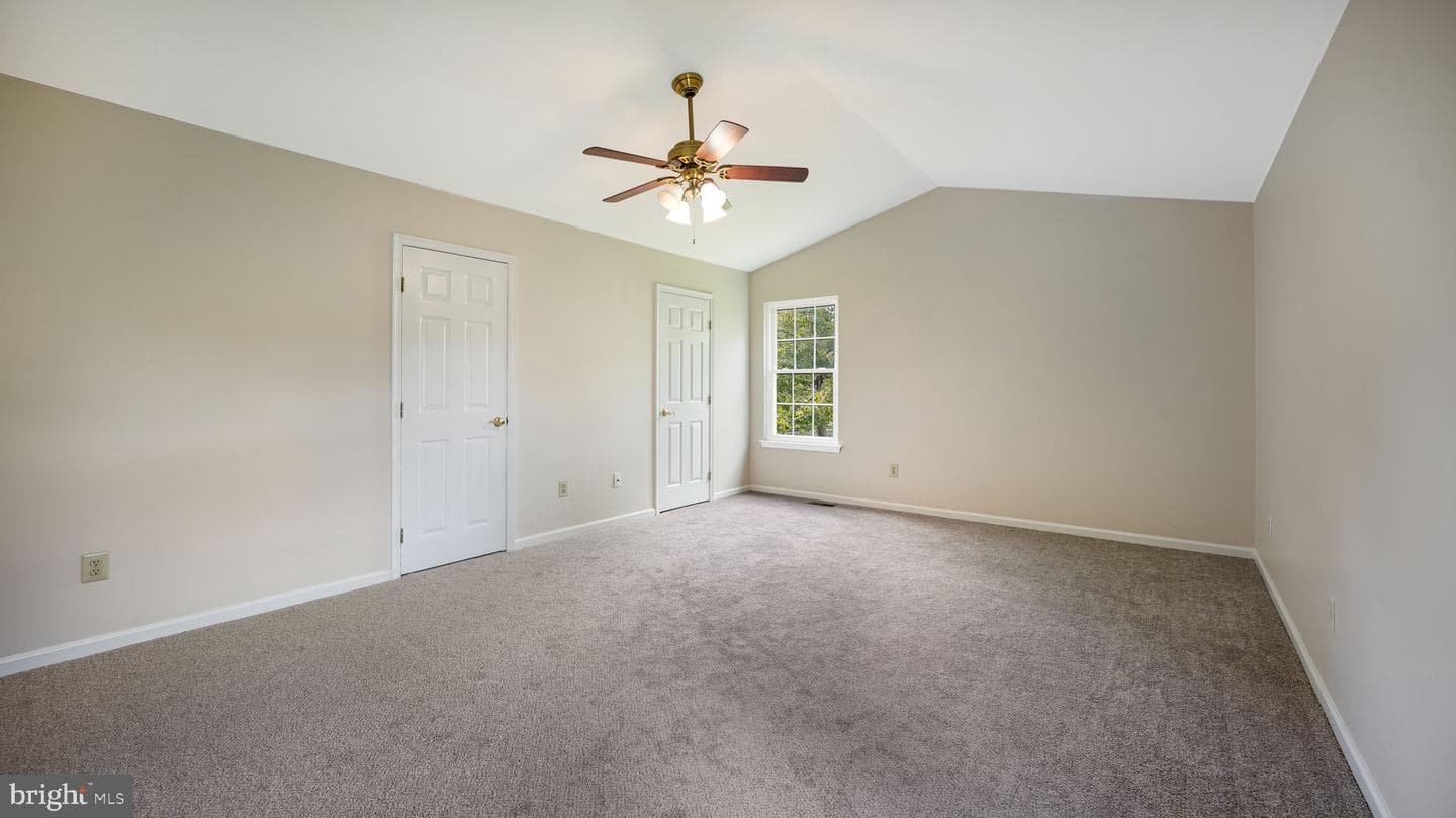 201 Drake Lane photo 19