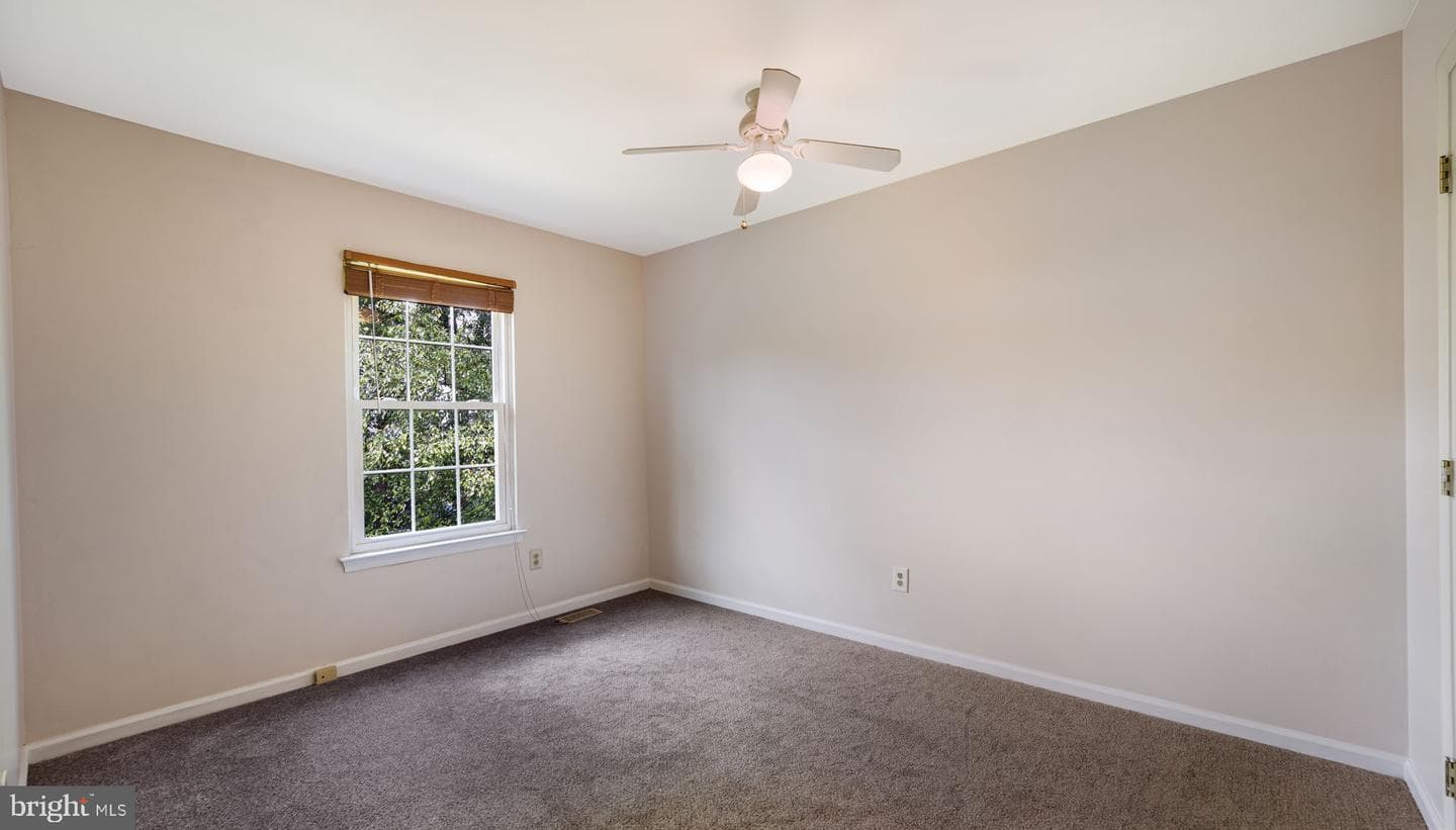 201 Drake Lane photo 24