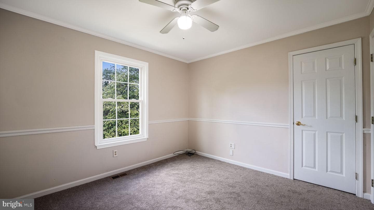 201 Drake Lane photo 26