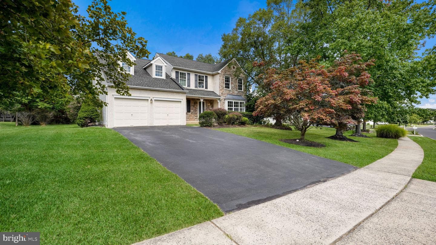 201 Drake Lane photo 38