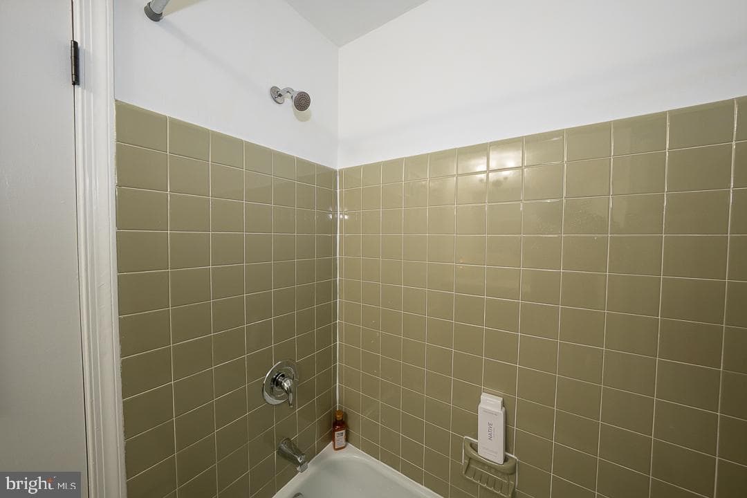 919 W Montgomery Avenue #2-5 photo 23