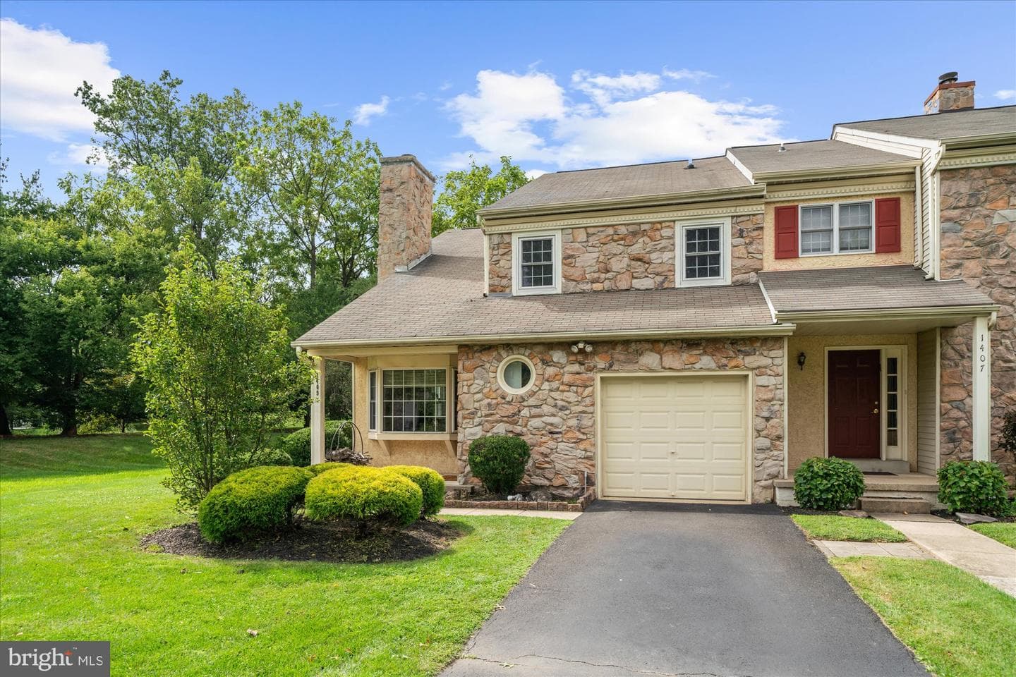 1409 Patrick Court photo 1