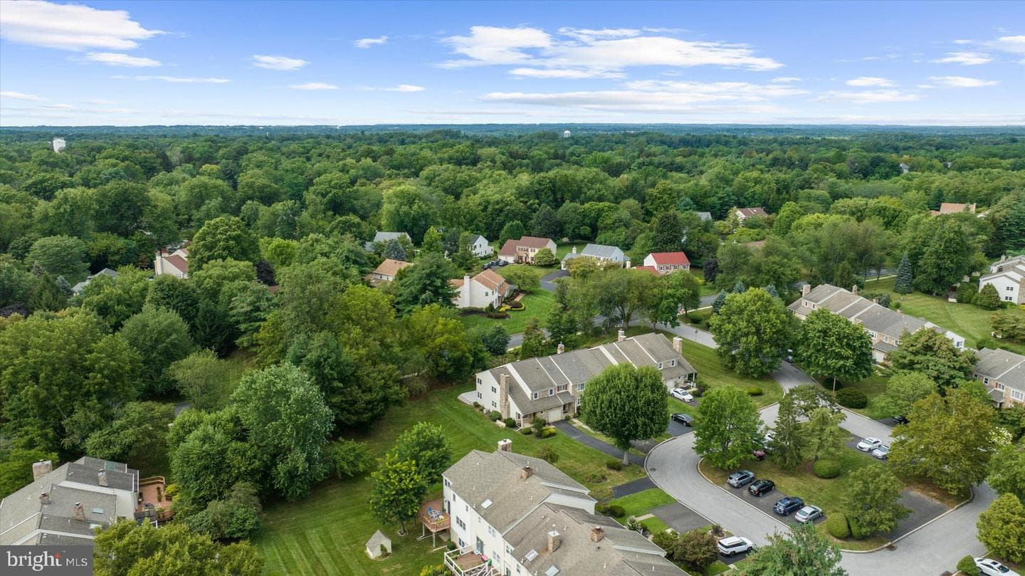 1409 Patrick Court photo 32