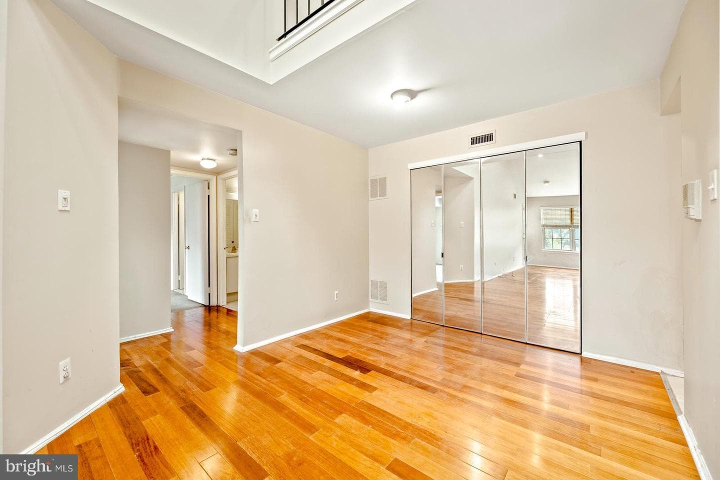504 Valley Glen Road photo 15