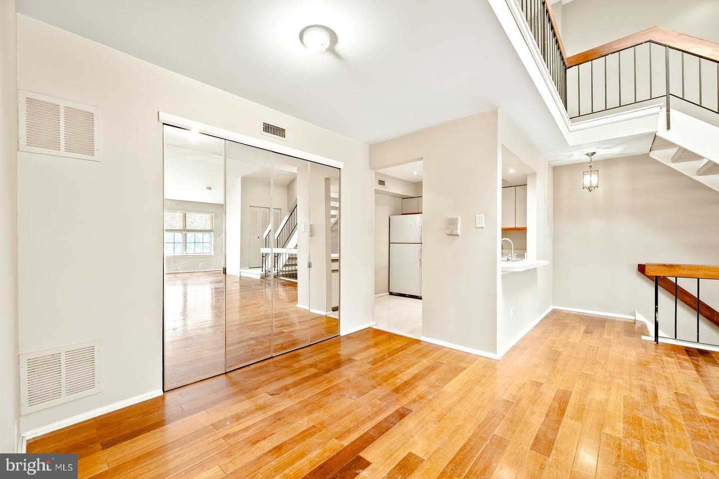 504 Valley Glen Road photo 16