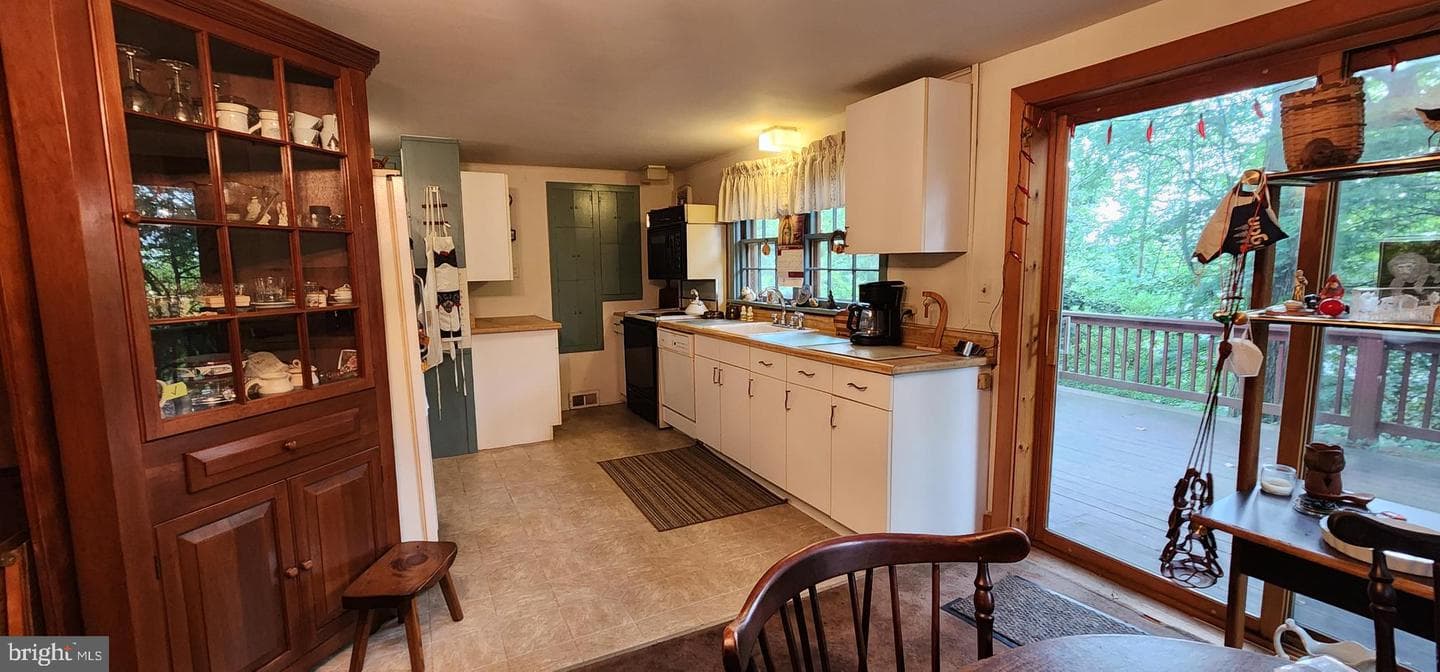 1505 Edge Hill Road photo 8