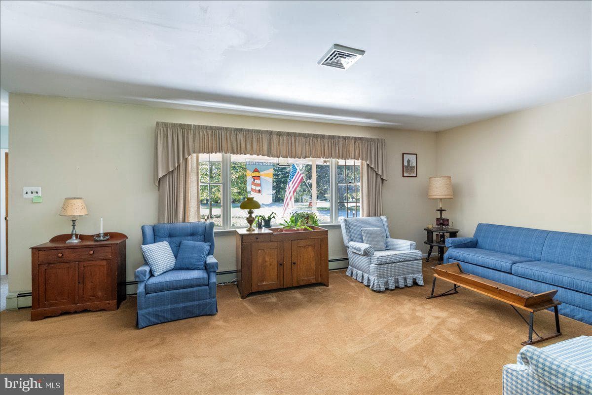 1714 Moyer Road photo 5