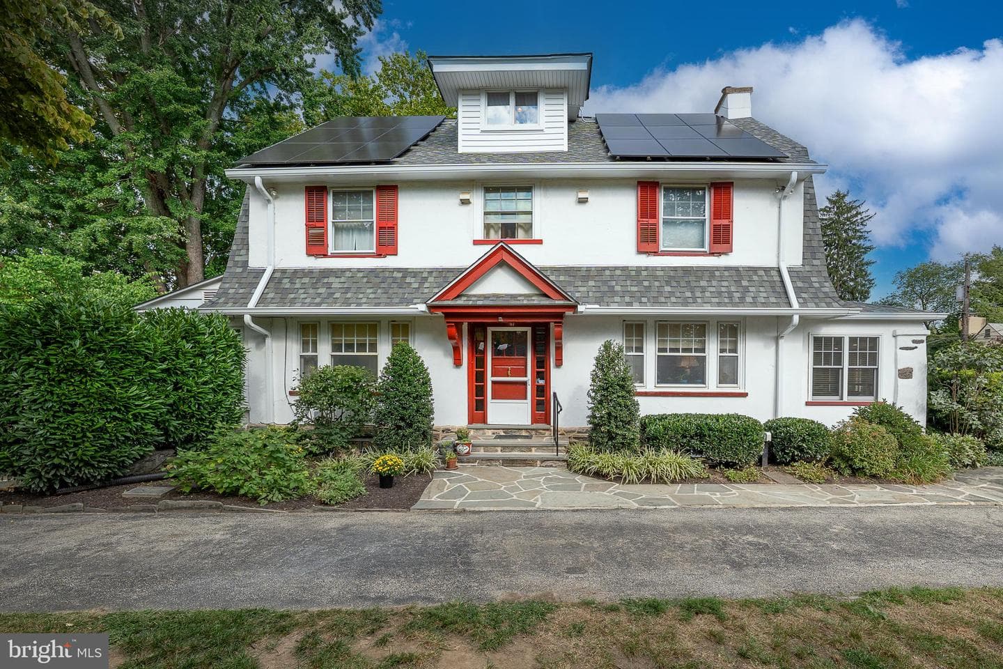 9 Shirley Road photo 1