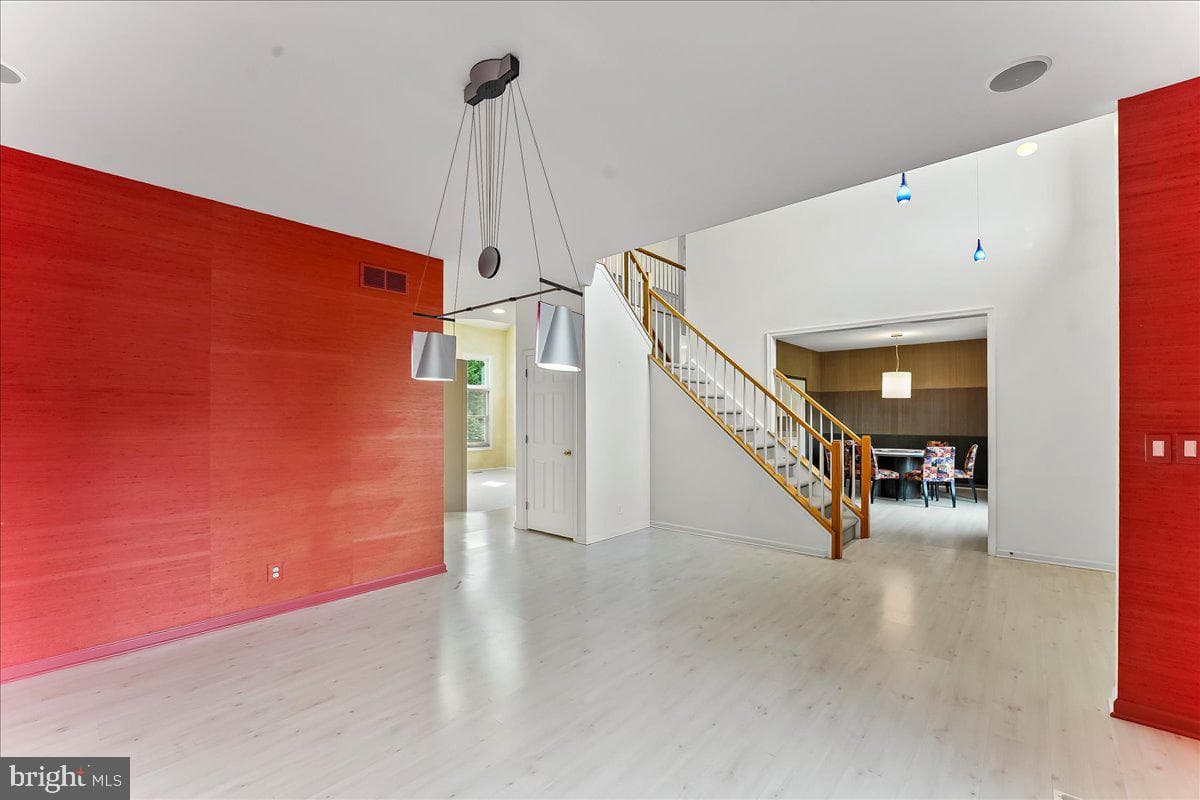 499 Grouse Circle photo 10