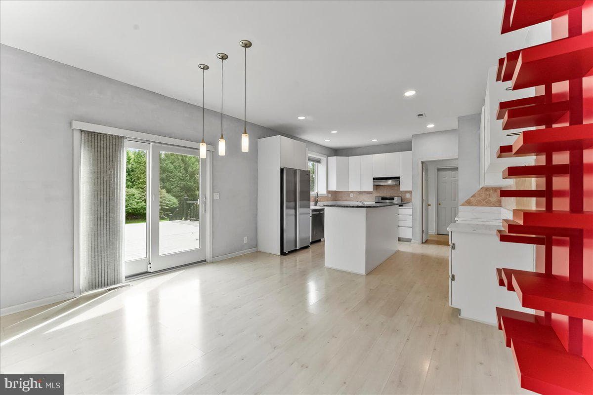 499 Grouse Circle photo 18