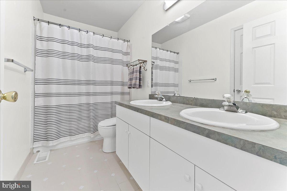 499 Grouse Circle photo 55