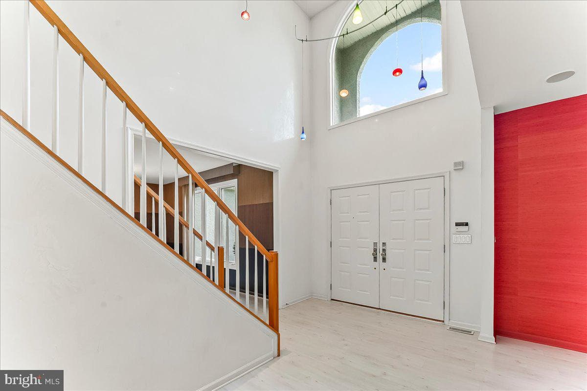 499 Grouse Circle photo 6