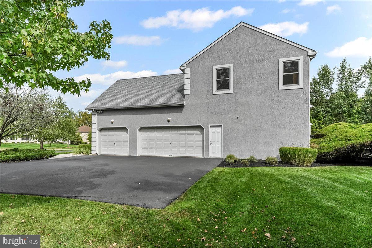 499 Grouse Circle photo 61