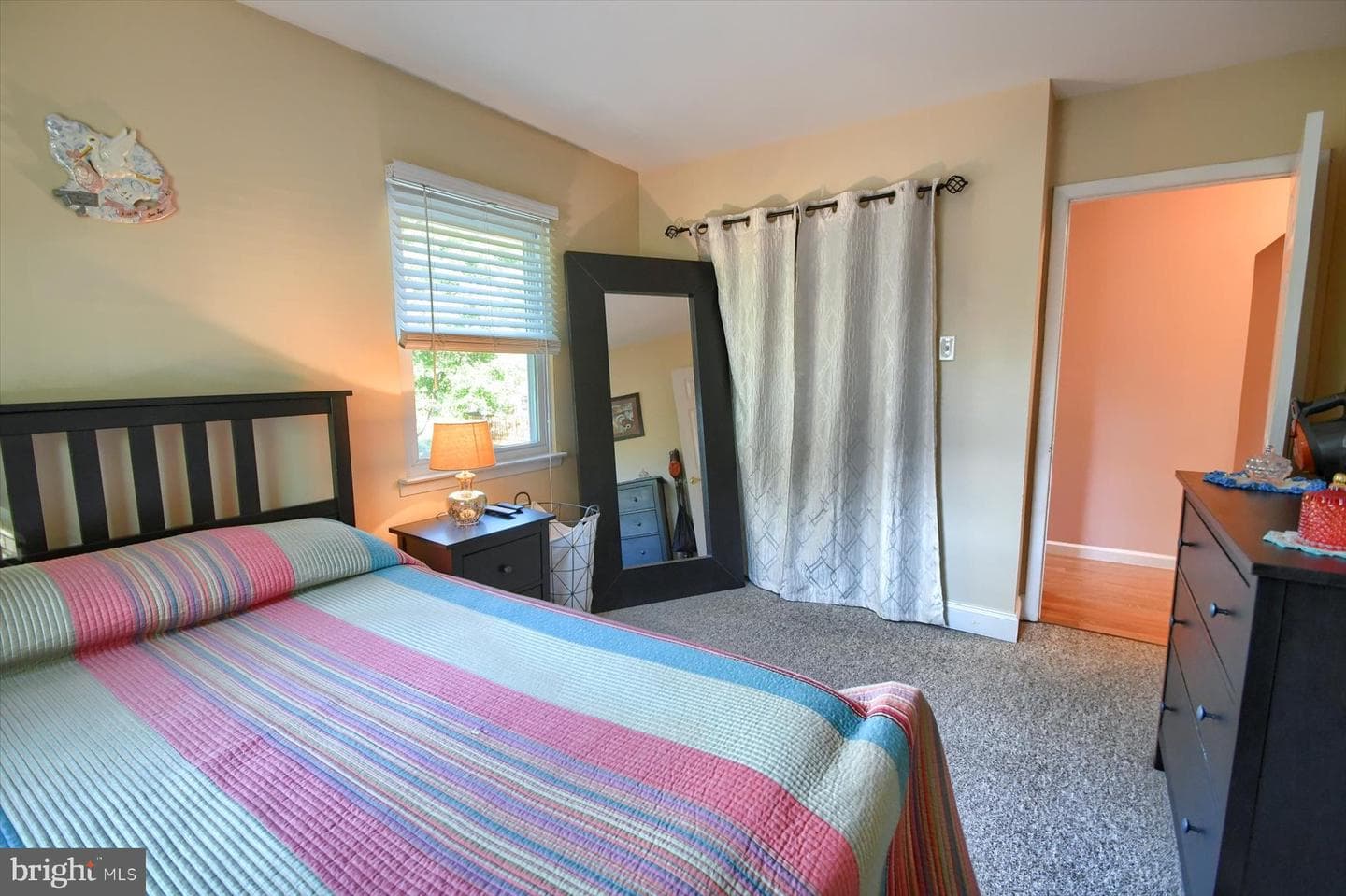291 Cricklewood photo 21