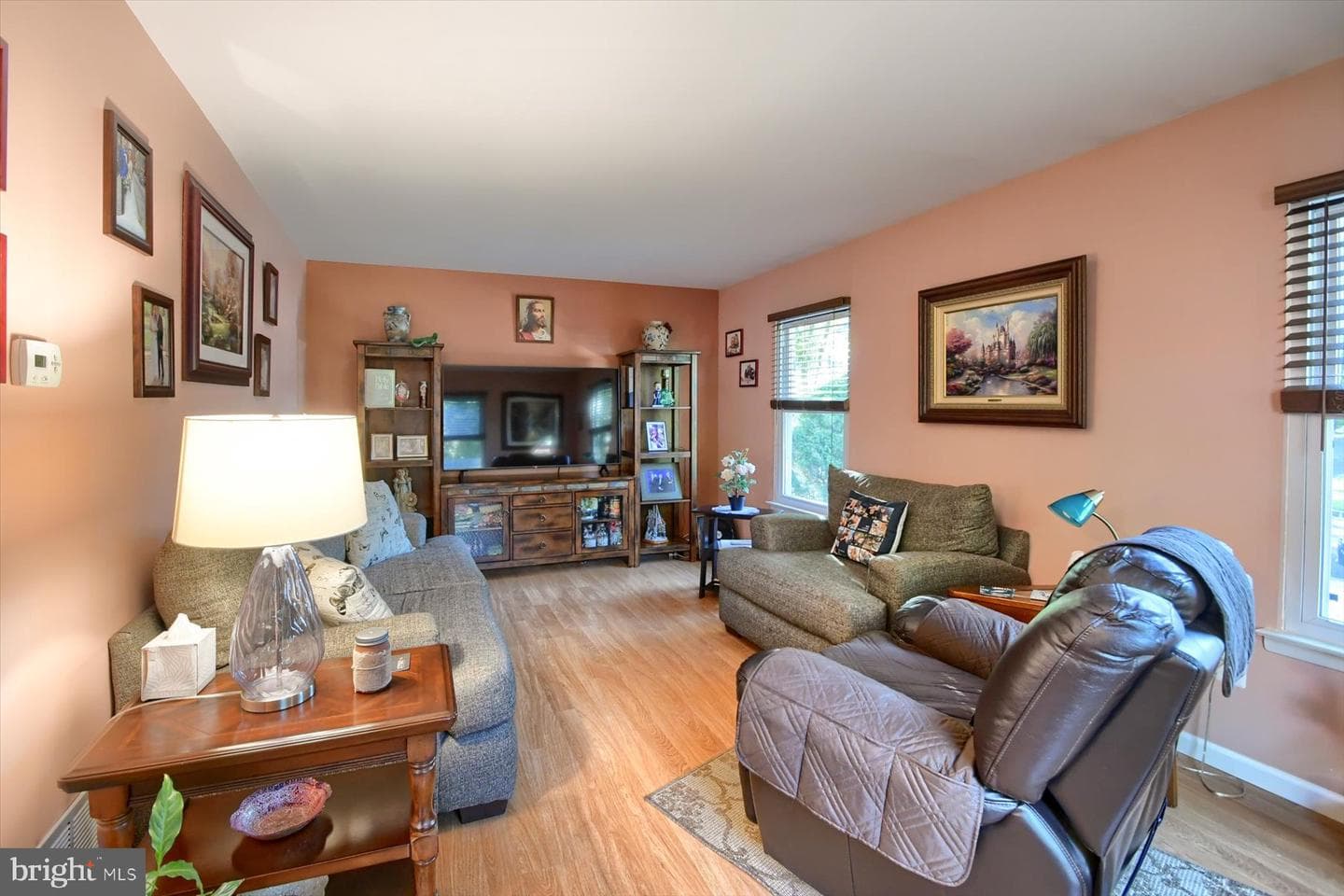 291 Cricklewood photo 3