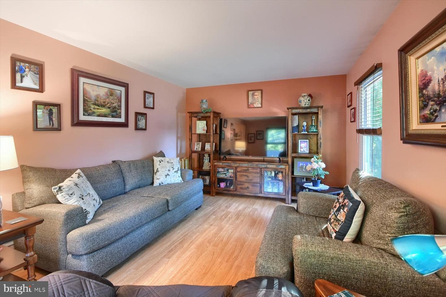 291 Cricklewood photo 4