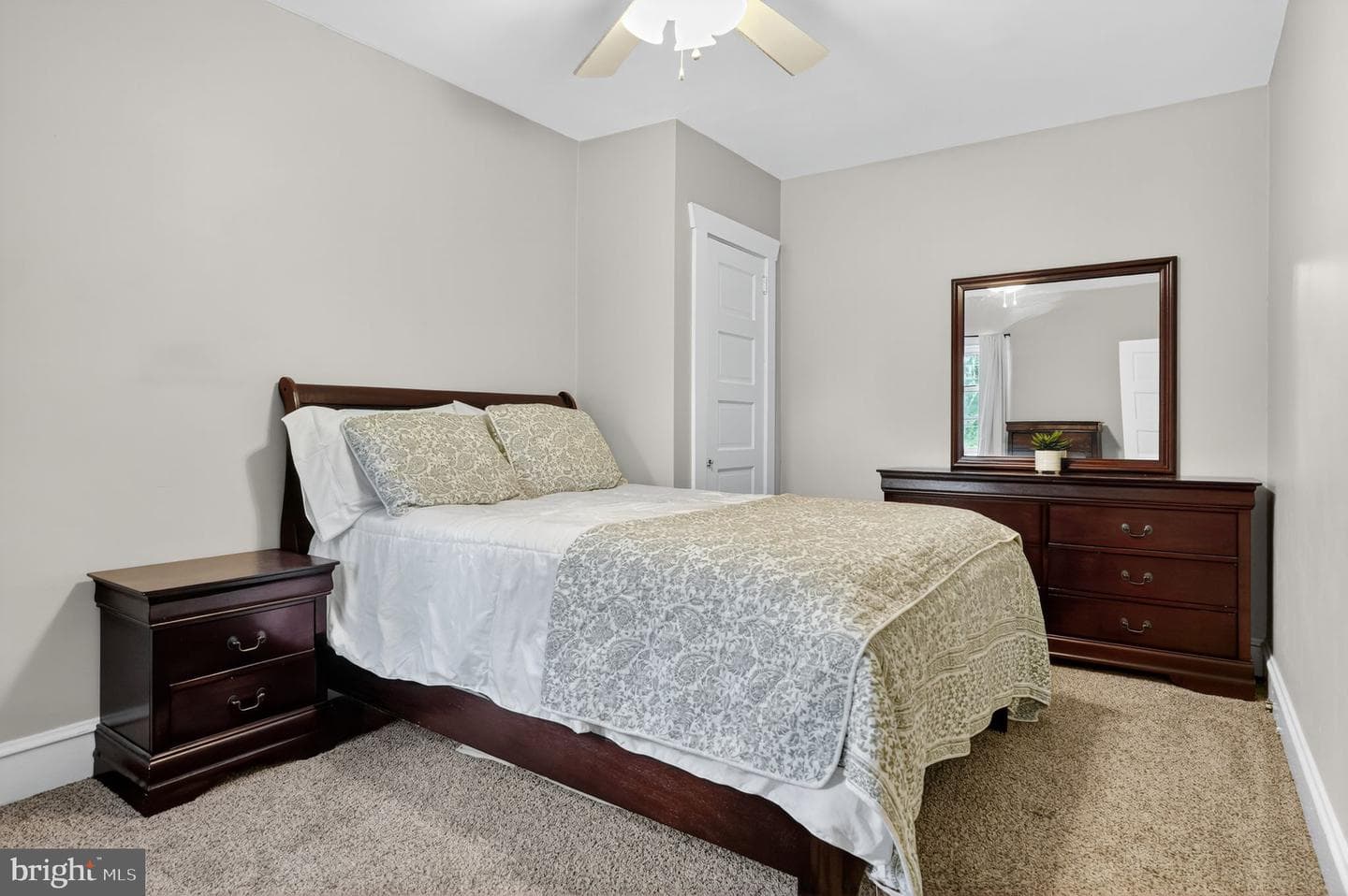 68 Hillside Avenue photo 20