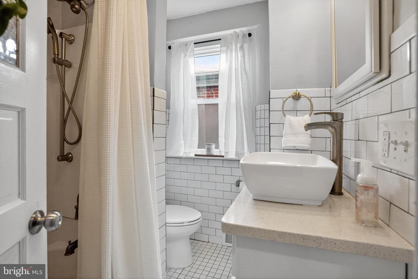 68 Hillside Avenue photo 22