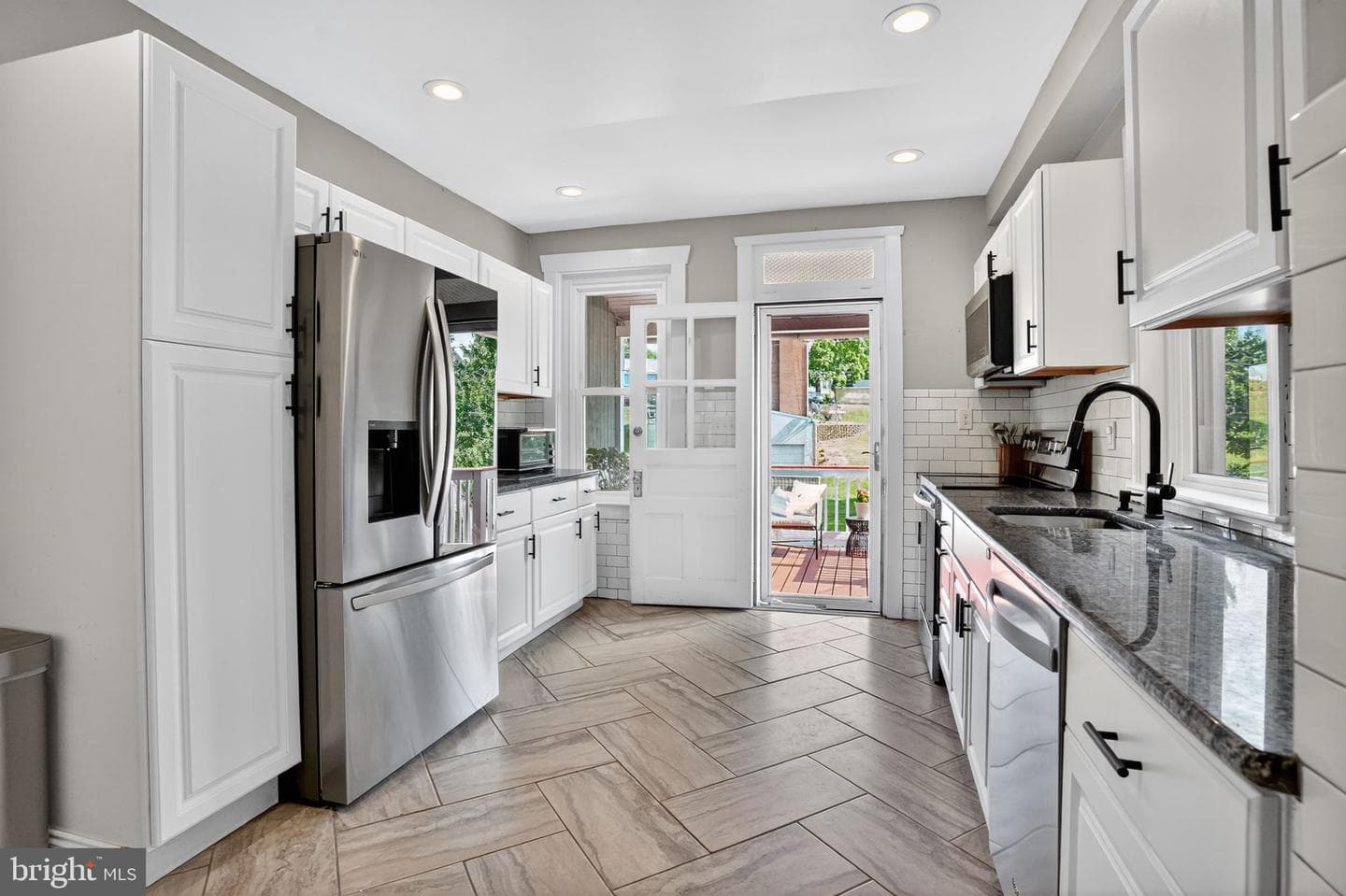68 Hillside Avenue photo 6