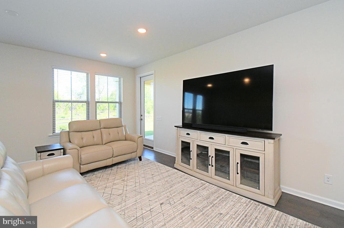 1024 Wright Street photo 17