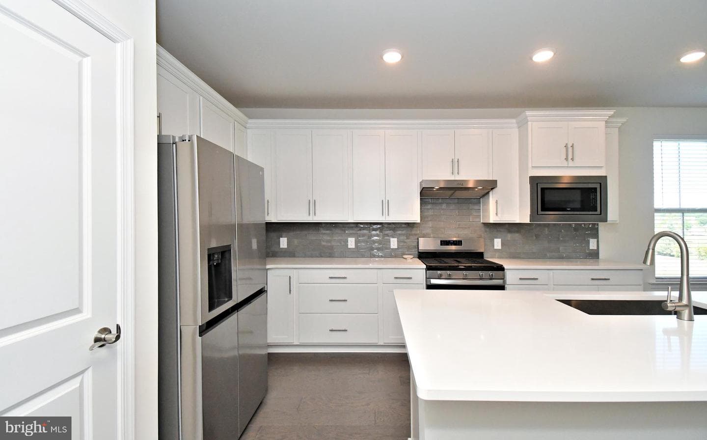 1024 Wright Street photo 6