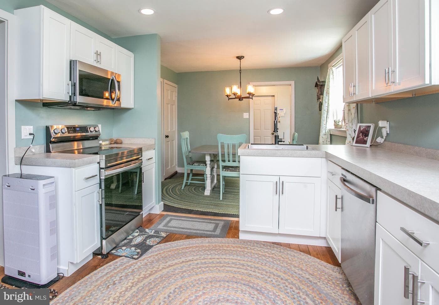 23 Adams Avenue photo 9