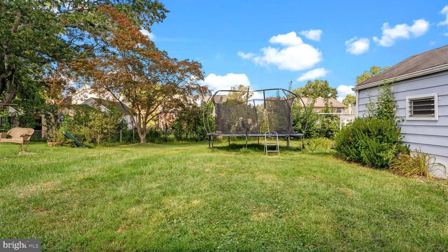 708 Monroe Avenue photo 42