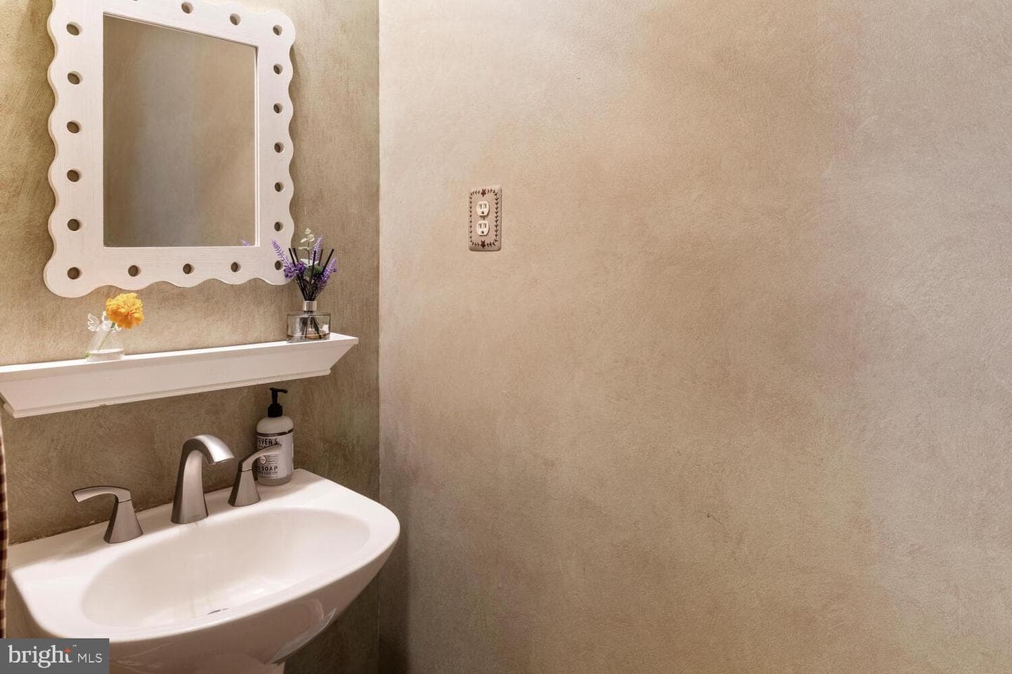 72 Brownstone Drive photo 19