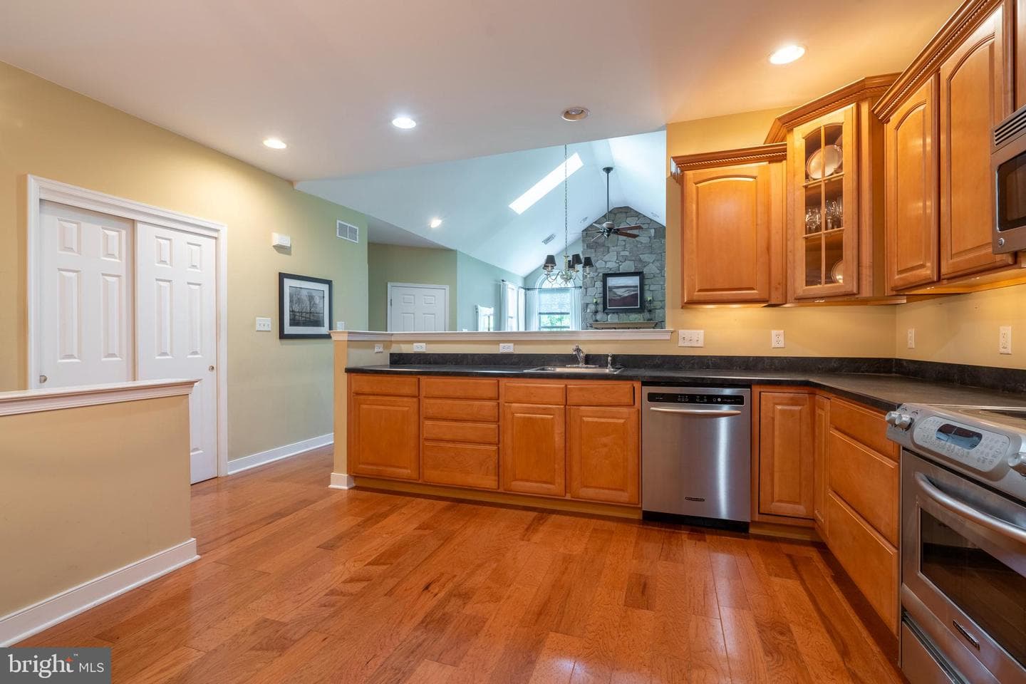 1127 Burgundy Circle photo 18
