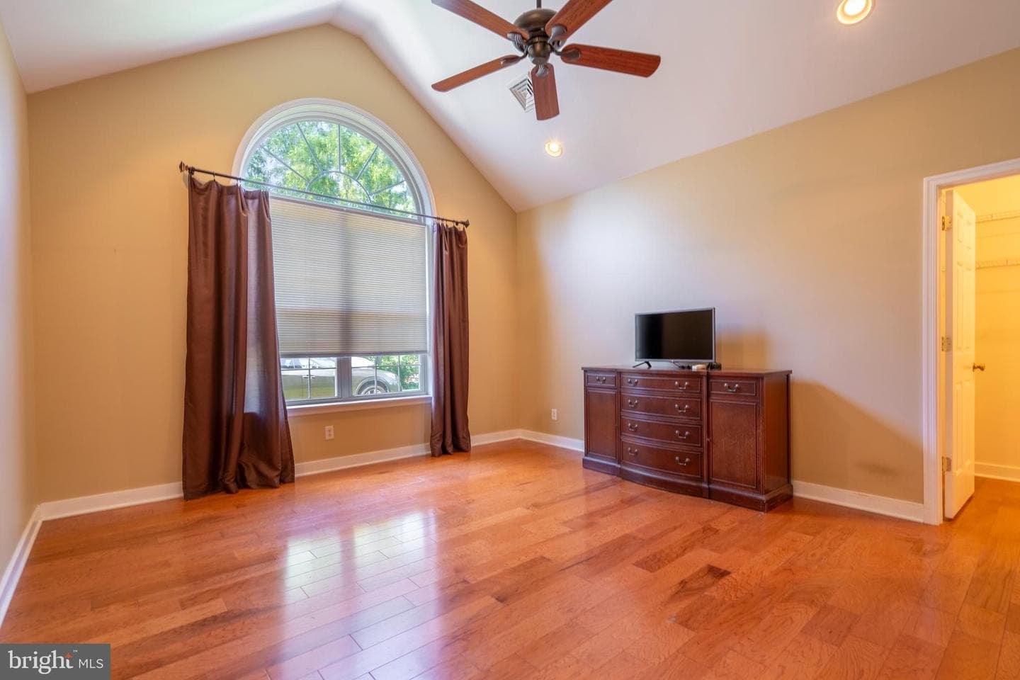 1127 Burgundy Circle photo 23