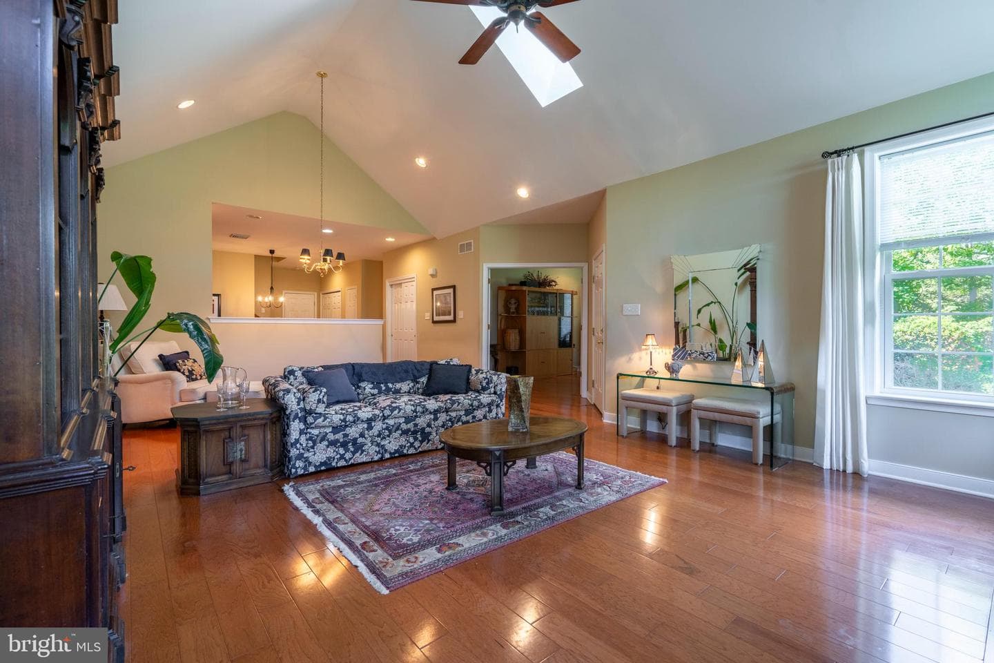 1127 Burgundy Circle photo 6