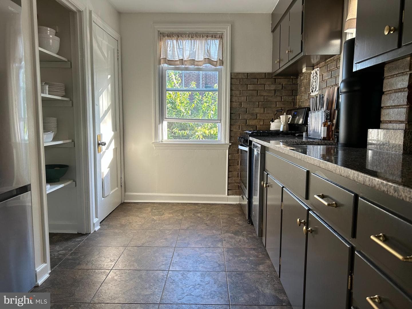 414 Highland Avenue photo 17