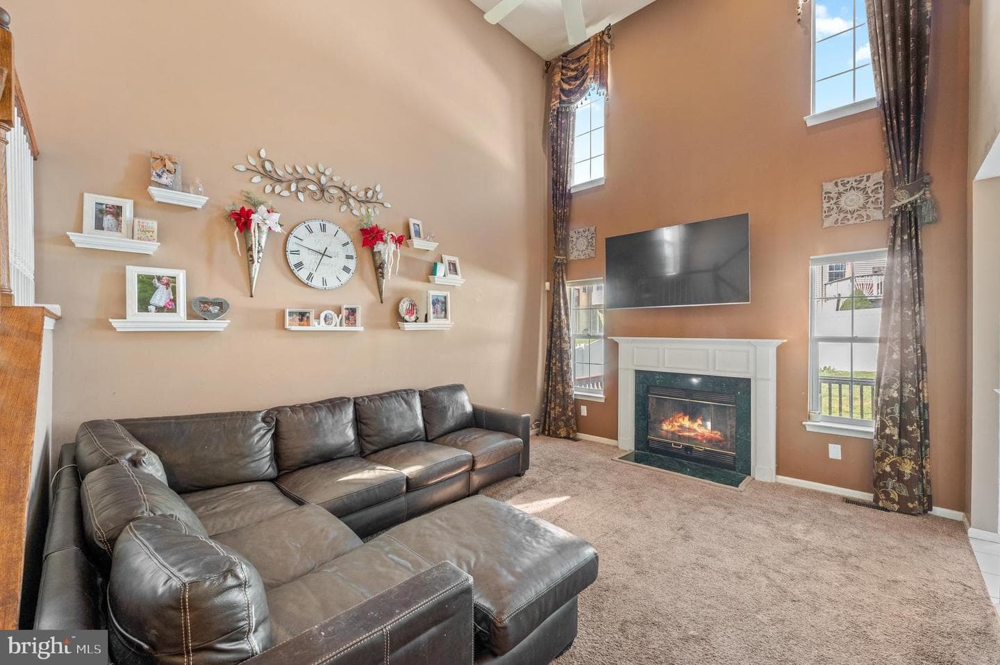 939 Hamilton Road photo 25