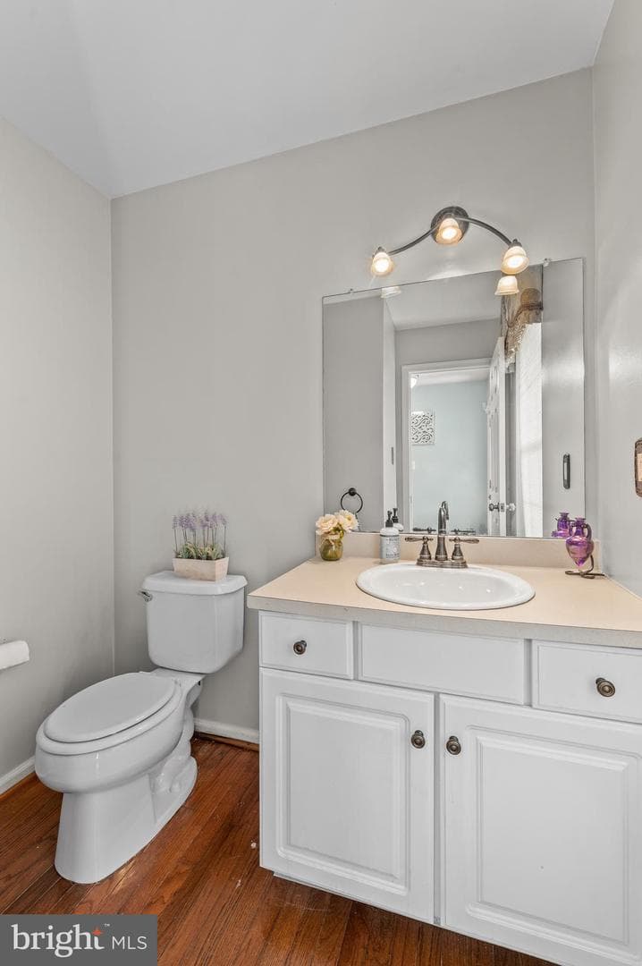 939 Hamilton Road photo 26