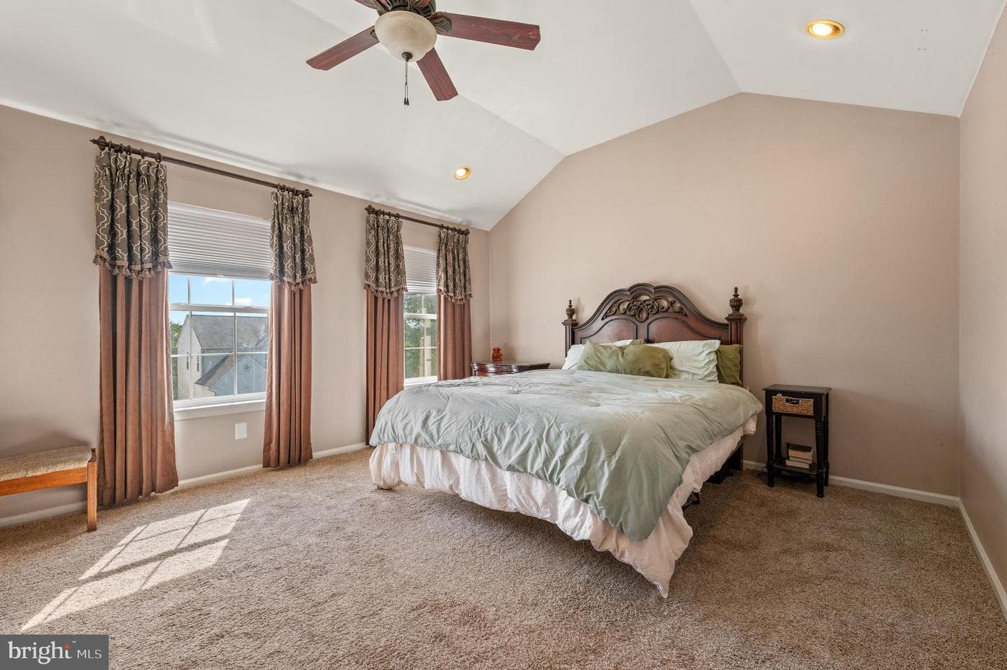 939 Hamilton Road photo 29
